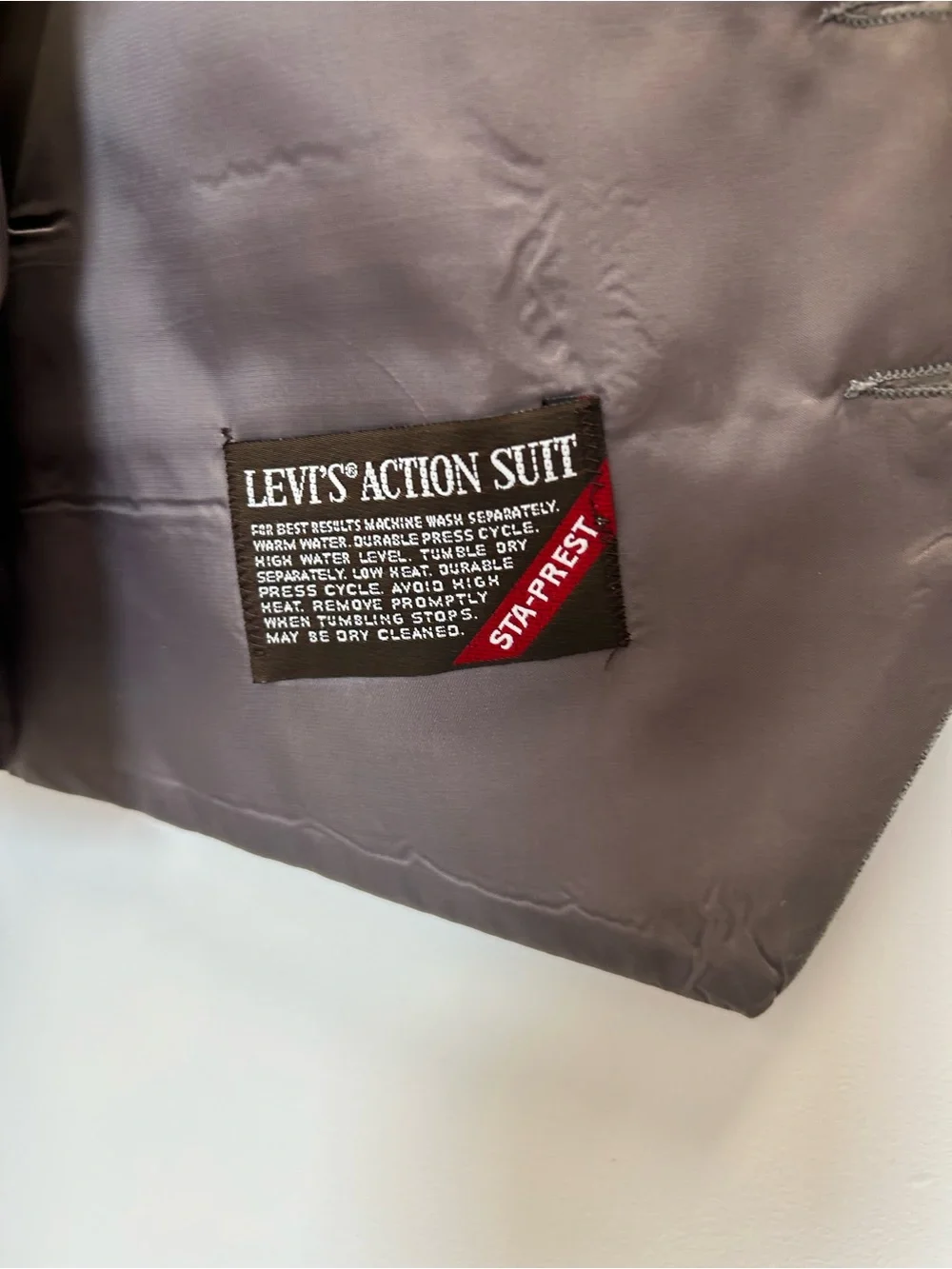 Vintage Levi’s gray Three-Piece Suit - action suit Blazer, Vest & Trousers